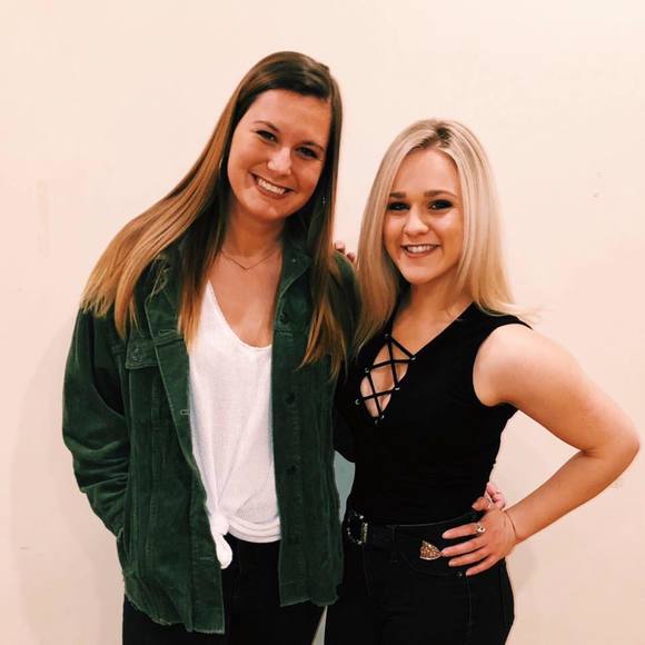 Meet your Posher, Jessica - Picture 2 of 3